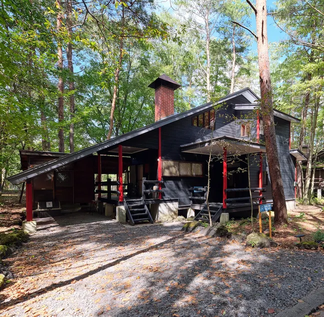 HARUNA WING Relax in a private cottage in the forest,enjoying the breathtaking view from a cypress wood sauna - Image 1