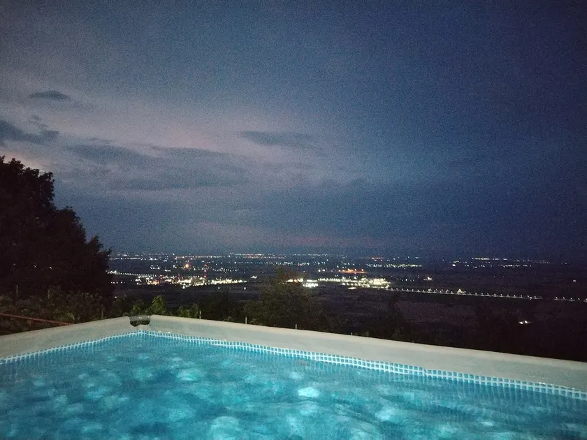 Panorama Studio & Pool - Image 1