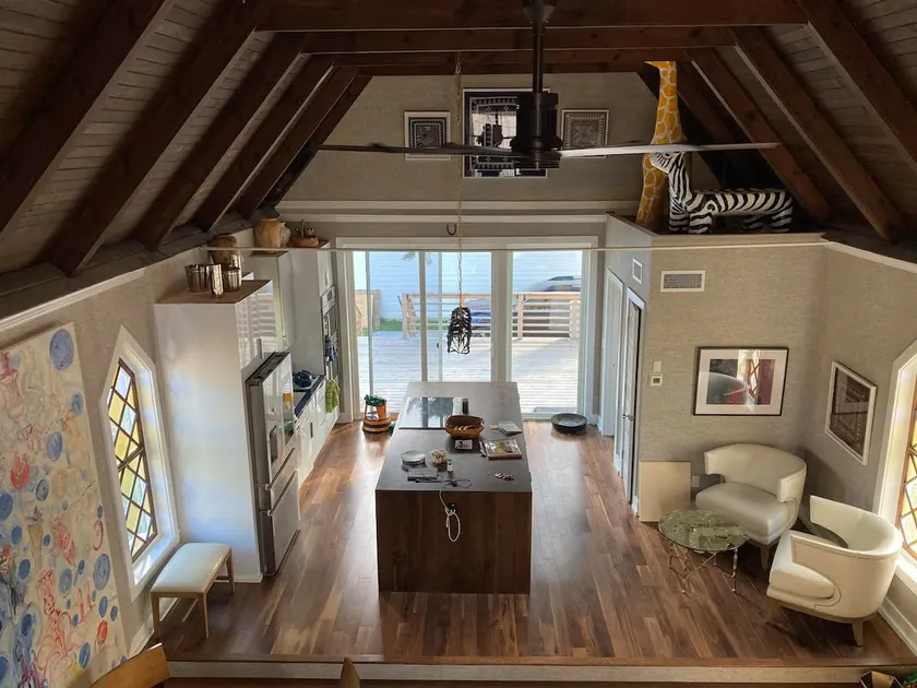 Cheerful, open space, and relaxing 1 bedroom home. - Image 1