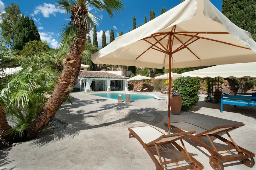 Casa del Glicine, private saltwater pool - Image 1