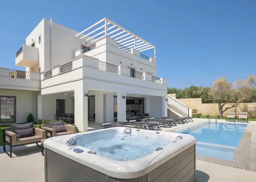 Ivory Villa, Pool, Heated SpaWhirlpool, Sauna & Gym, By ThinkVilla - Image 1
