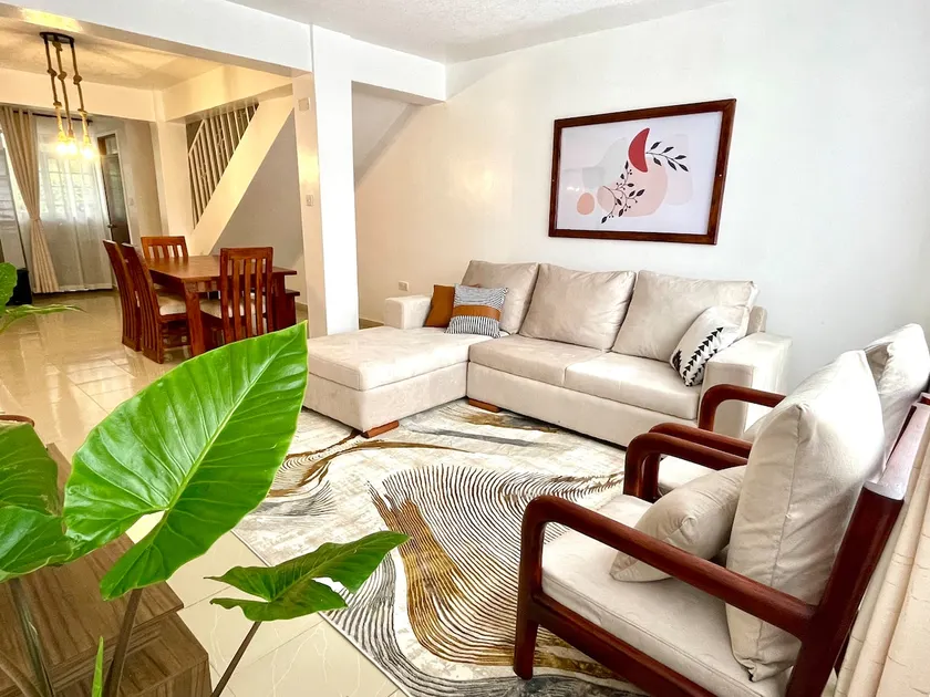 Sapphire House at Golden Crest Townhomes - Image 1