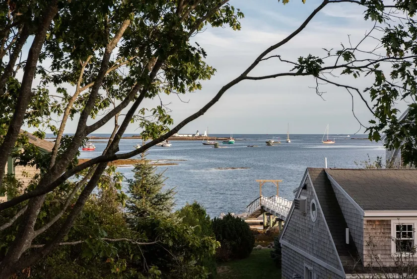 Lighthouse View Cape Porpoise Cottage - Image 1