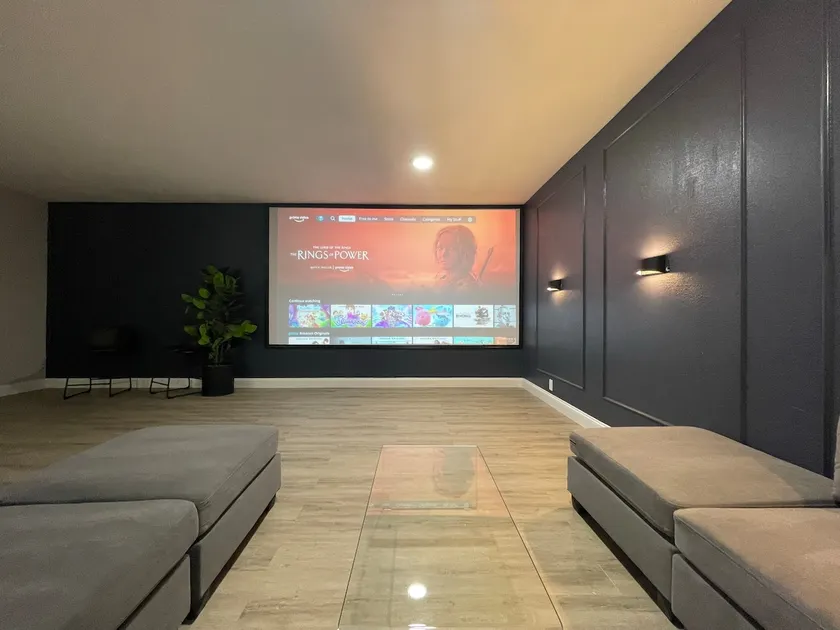 Spacious Luxury Retreat w/ Hot Tub & Movie Theatre - Image 1