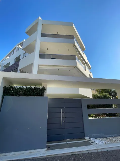 Modern & Cozy flat in Voula, Athens - Image 1