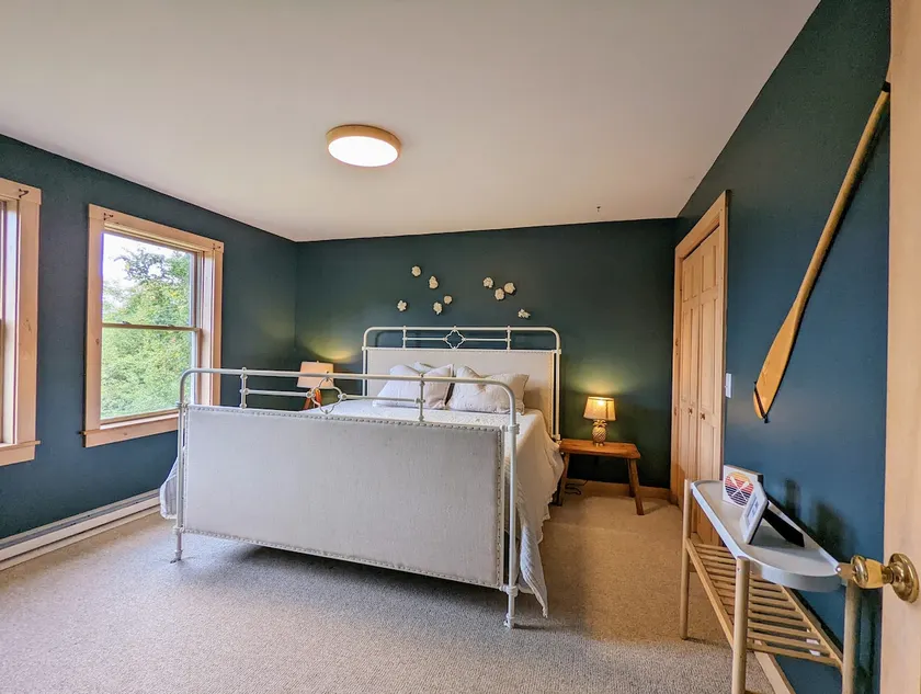Cheerful Sterling Valley 2 Bedroom Rustic Cabin - Image 1