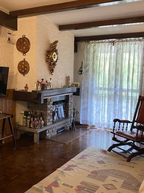 Splendid attic with fireplace - Image 1