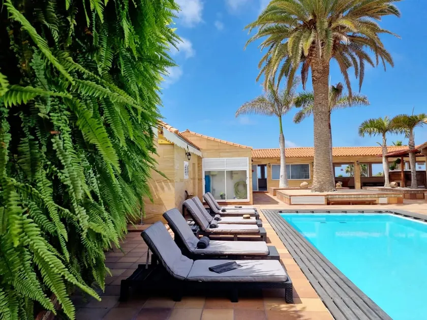 Villa Mateo. Stylist rural holiday home - Image 1
