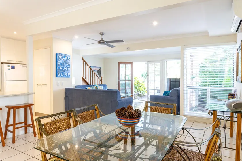 Sandy Beach 19, a 3 bed pool view Noosaville villa - Image 1