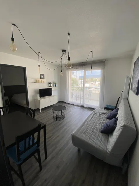 U1 Cozy apartment with balcony in Uffholtz - Image 1