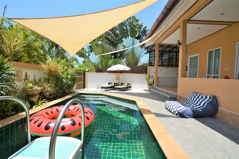 Lanta Sitara Villa 1 - Image 1