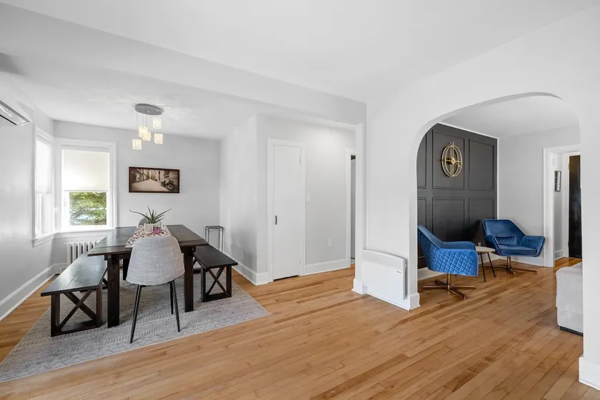 Charming 2-Bedroom home with patio&yard! - Image 1