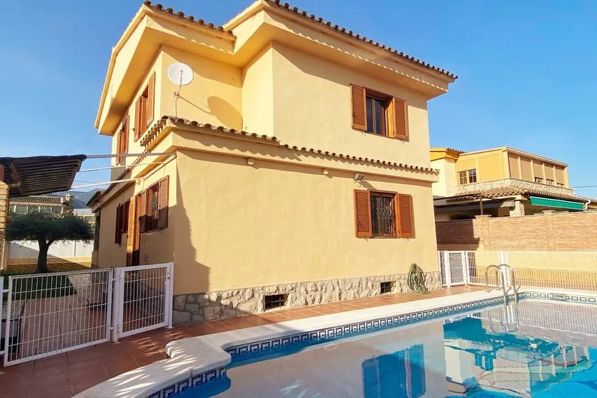 Villa Torreón con piscina privada a 5 min playa - Image 1
