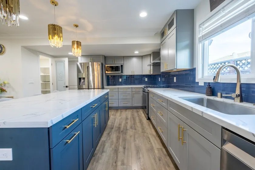 Spacious Retreat with King Suite and Private Yard - Image 1