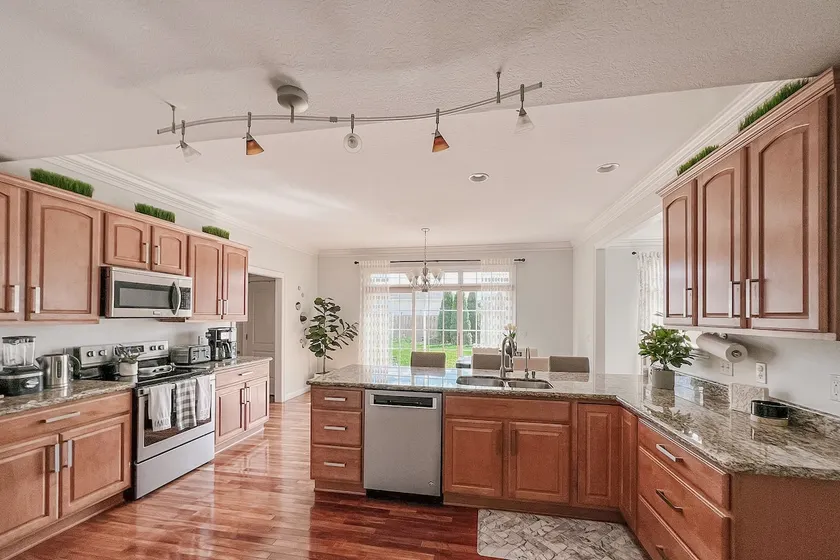 Beautiful Home in Seven Hills - Image 1