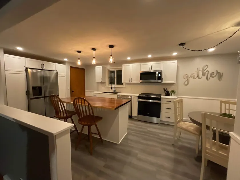 Private home in Orchard Park NY - Image 1