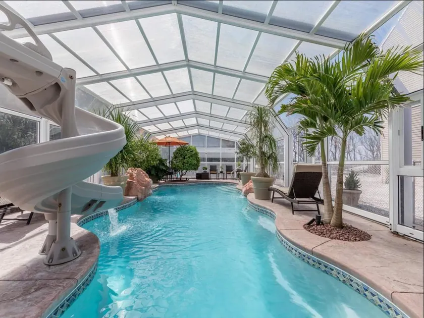 YEAR ROUND Beachfront Pool Paradise Cape May Beach - Image 1