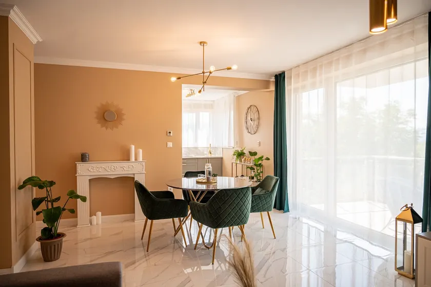 Luxury apartment in the ”Glamour” style with parking in the center - Image 1