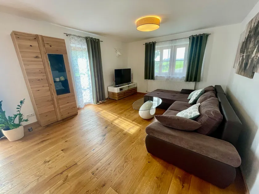 Beautiful, modern apartment in Obertrum - Image 1