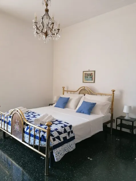 Genoa Pegli Apartment - Image 1