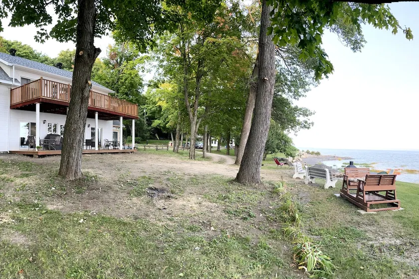 Maison des Berges (new), riverfront - Image 1