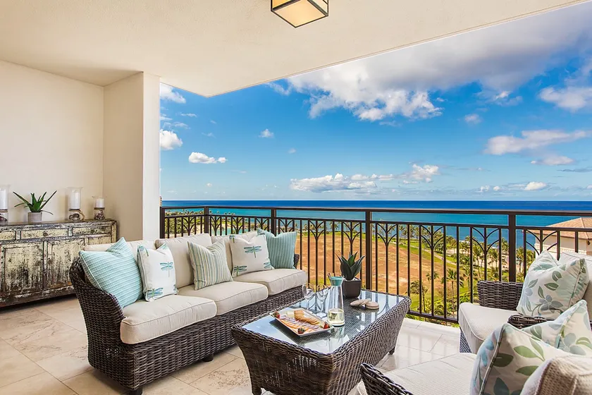 3 BR Penthouse w/ Ocean views: Sept. Special! - Image 1
