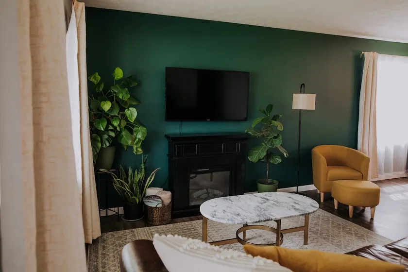 Traveler’s Rest- 3 bedroom home near it all! - Image 1