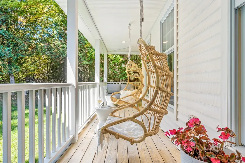 Hot Tub, Family Friendly + 2 King Beds, Game Room, Secluded -Close to SB & Beach - Image 1