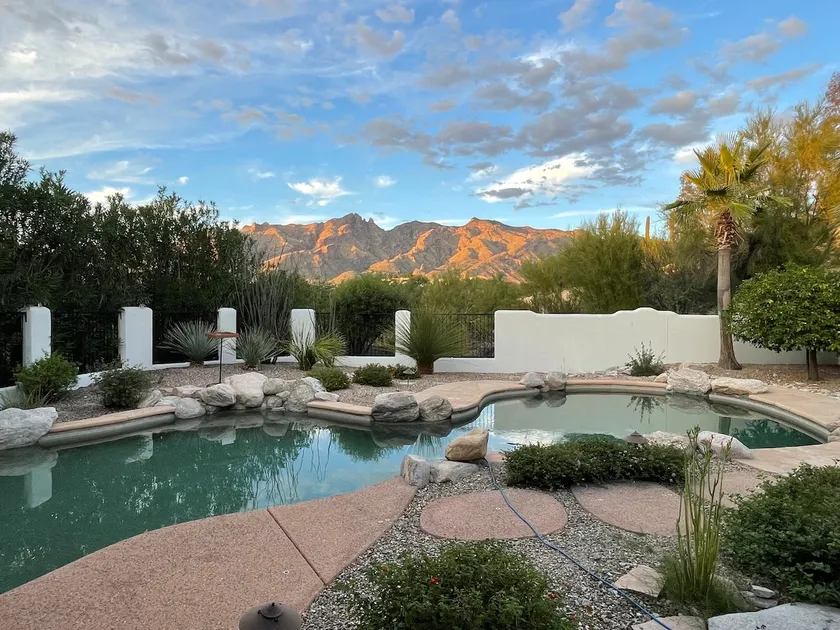 La Paloma: Pool, Mountain Views 4 BR | 3.5 Bath - Image 1