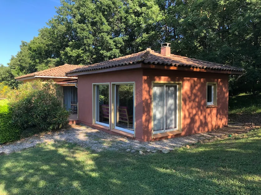 Charming house in Espinet domain - Image 1