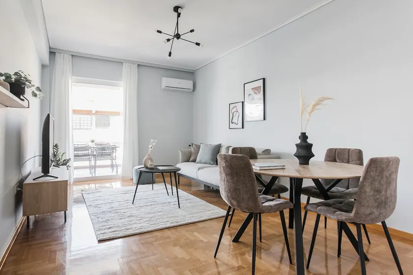 Enjoyable 2BR Apartment in Marousi by UPSTREET - Image 1