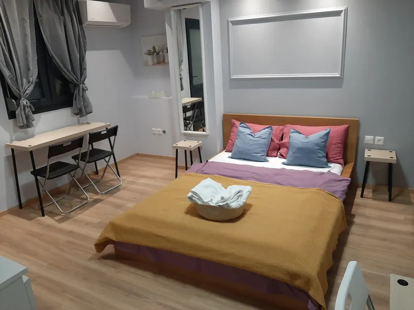 COMFORTABLE STUDIO IN PYLAIA WITH EASY PARKING - Image 1