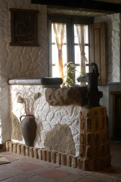 Beautiful Rural House in Montánchez, downtown Extremadura - Image 1