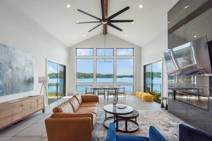 Lavish Lake Getaway W/180* Views+ Boat Dock - Image 1