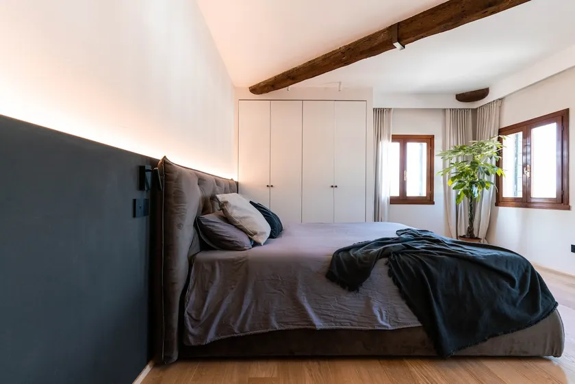 1-bedroom design apartment with panoramic view - Image 1