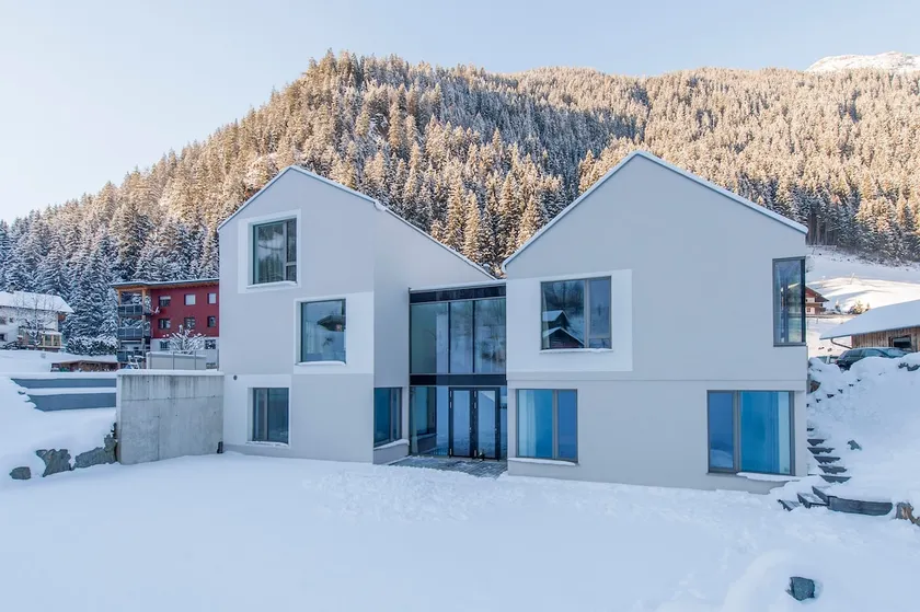 Ski-in ski-out - Perfect for families of 2-5 people - Image 1