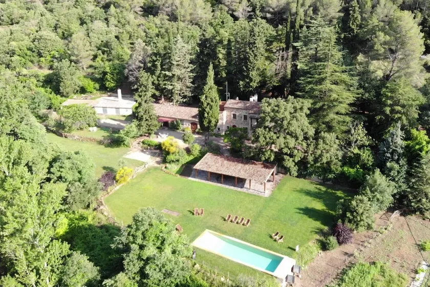 Rural villa 'Mas Corbella' for 25+ people - Image 1