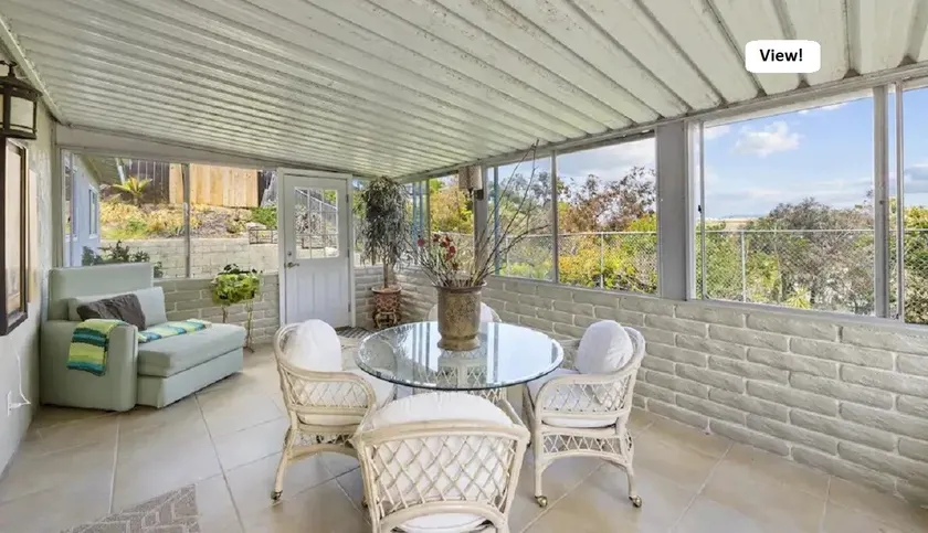 Bluff Bungalow | View | King Bed - Image 1