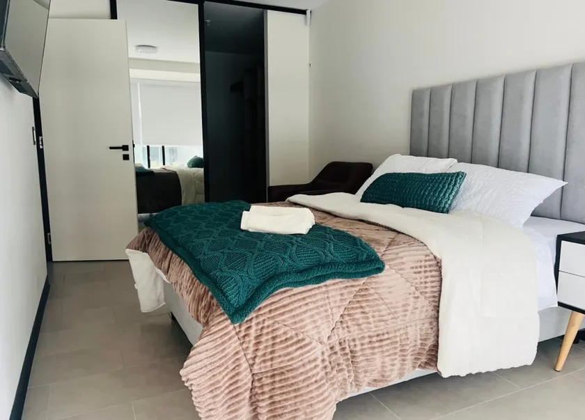 Apartment in San Isidro 2 bedrooms - Lima - Image 1