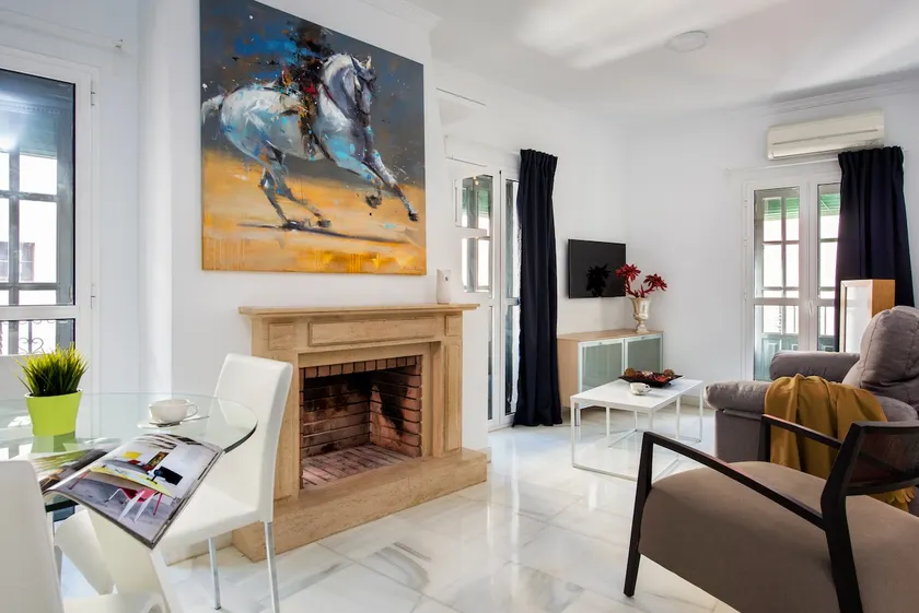 Lux Home - Sierpes Terrace - Image 1