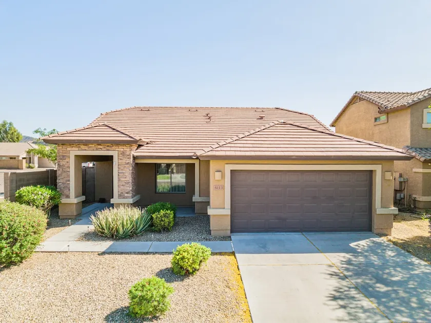 Phoenix central Spacious Retreat - Image 1