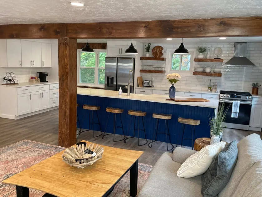 Cozy Modern Rustic Ski Lodge! 7BR | Sleeps 16 - Image 1