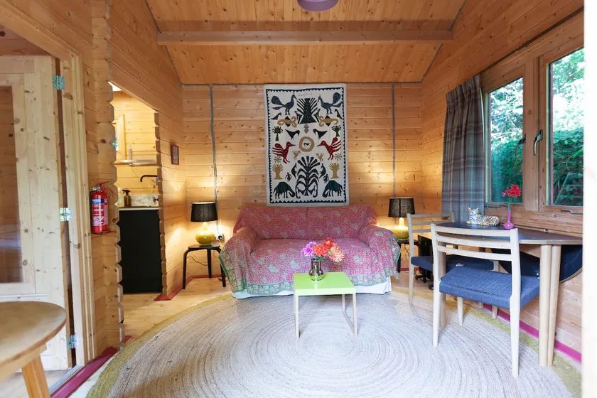 Cosy Cabin in stunning Thomas Hardy countryside 5 miles from the Jurassic Coast. - Image 1