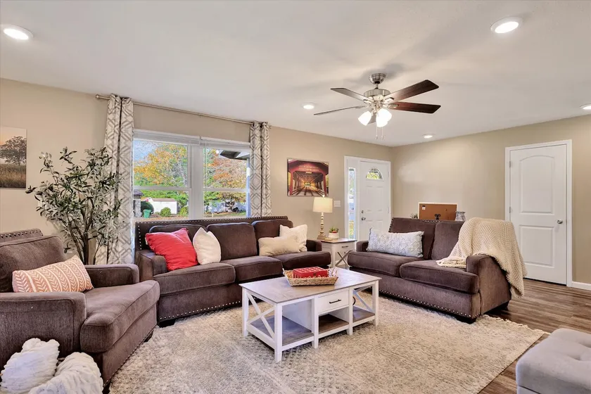 A family haven! Only 15 minutes from campus - Image 1
