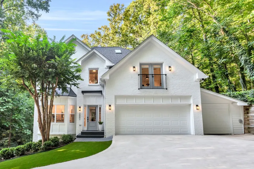Private Luxury Spacious Atlanta Home - Image 1