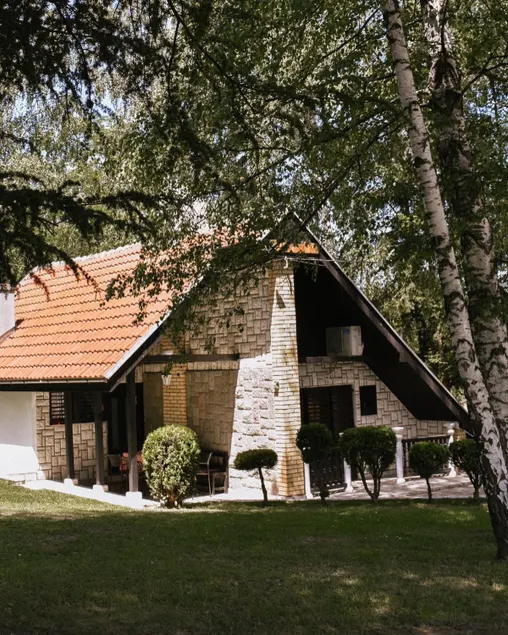 Cottage near Takovo, Stara Strega 1 - Image 1