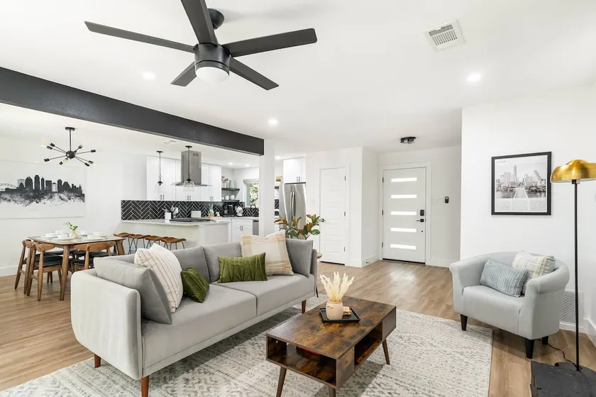 Zen Austin Retreat | 3BR•King Beds•Fast Wi-Fi•Yard - Image 1