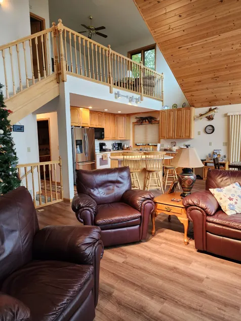 Lakefront Deck w/ Unmatched View and Location - New Deck - Image 1