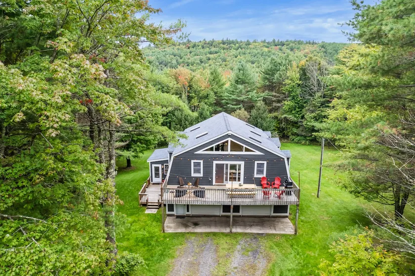 Cozy Pet-Friendly Cabin w/GameRoom and FirePit! - Image 1