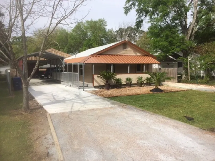 The Starlin House, 2 Bed W/Private parking & Patio - Image 1